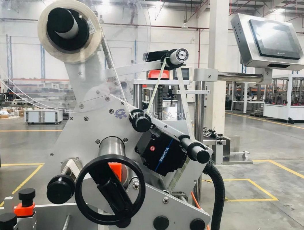картинка Этикетировочная машина для наклеек на товары от магазина Метасила