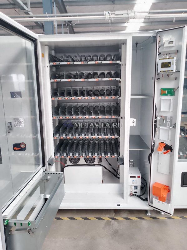 картинка Торговый автомат для продажи снеков и напитков от магазина Метасила
