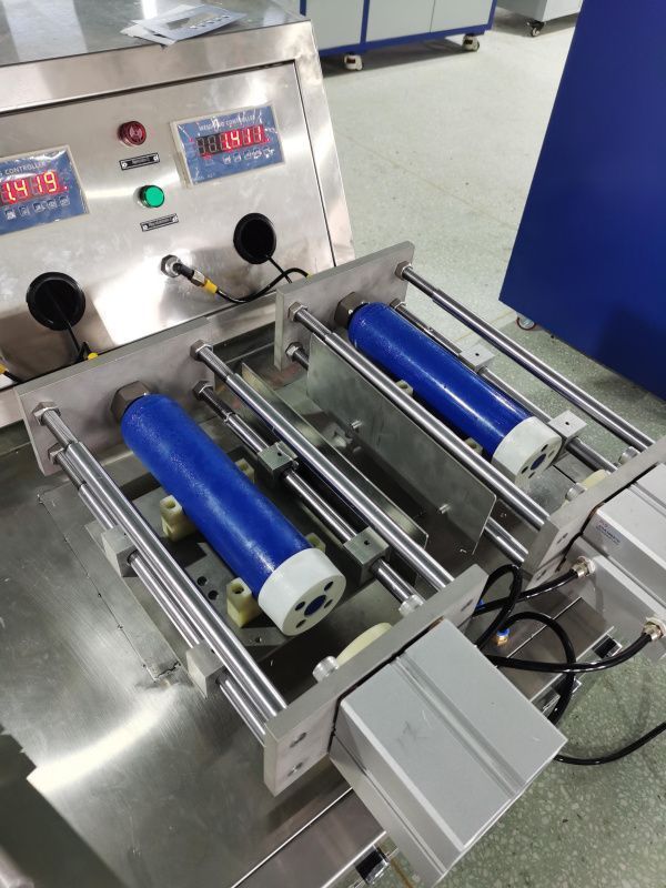 картинка Двухстанционная установка для наполнения N₂O/CO₂ от магазина Метасила