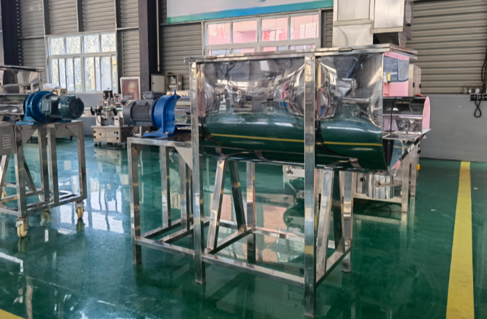 картинка Горизонтальный промышленный смеситель для сухого сырья, модель 300 от магазина Метасила