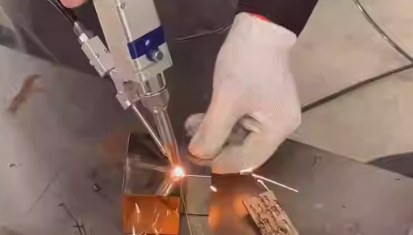 2025-11-12_13-25-59.png 2025-11-12_13-25-59.png